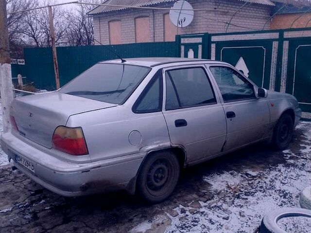 Дэу Нексия, объемом двигателя 15 л и пробегом 233 тыс. км за 1250 $, фото 1 на Automoto.ua