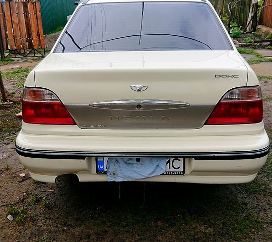 Деу Нексія, об'ємом двигуна 1.6 л та пробігом 233 тис. км за 1800 $, фото 12 на Automoto.ua