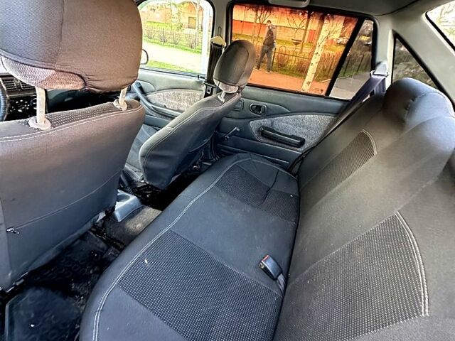 Дэу Нексия, объемом двигателя 15 л и пробегом 199 тыс. км за 850 $, фото 4 на Automoto.ua