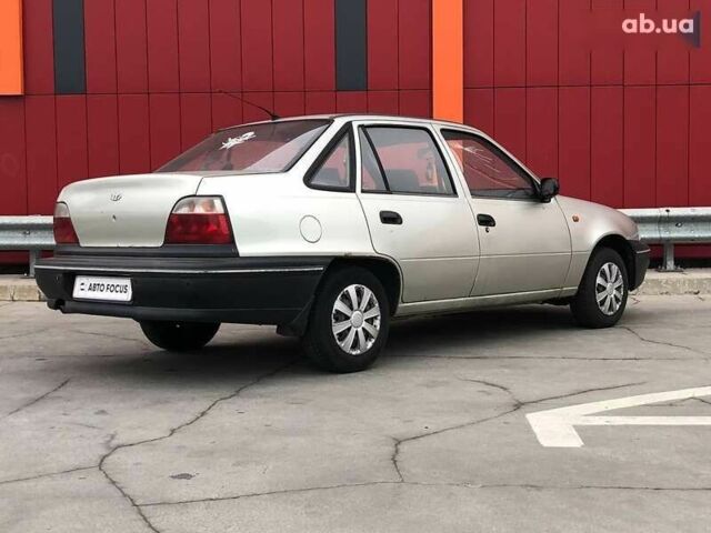 Дэу Нексия, объемом двигателя 1.5 л и пробегом 273 тыс. км за 1990 $, фото 7 на Automoto.ua