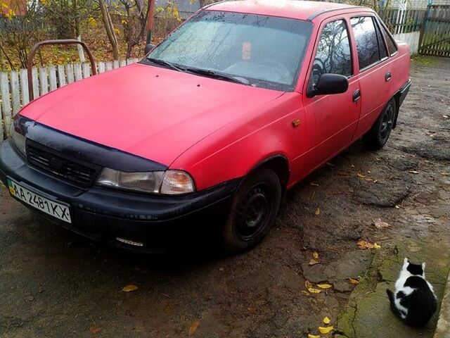 Дэу Нексия, объемом двигателя 15 л и пробегом 200 тыс. км за 1200 $, фото 1 на Automoto.ua
