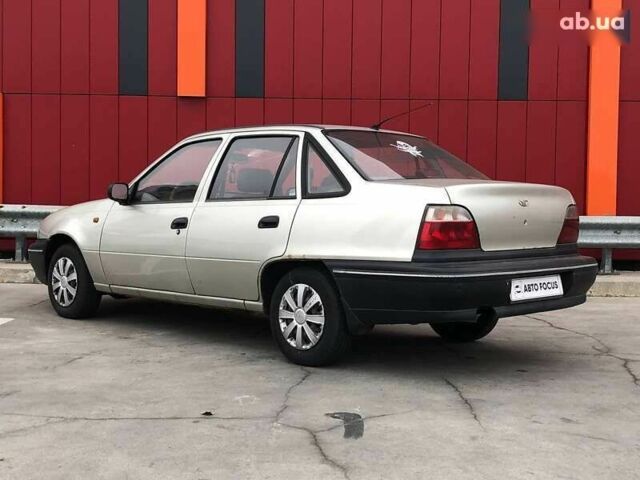 Дэу Нексия, объемом двигателя 1.5 л и пробегом 273 тыс. км за 1990 $, фото 4 на Automoto.ua