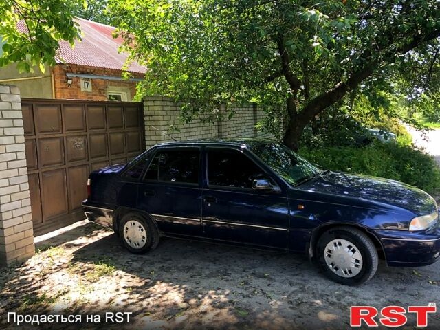 Дэу Нексия, объемом двигателя 15 л и пробегом 274 тыс. км за 1900 $, фото 2 на Automoto.ua