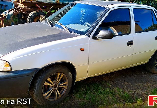 Деу Нексія, об'ємом двигуна 1.5 л та пробігом 230 тис. км за 1600 $, фото 3 на Automoto.ua