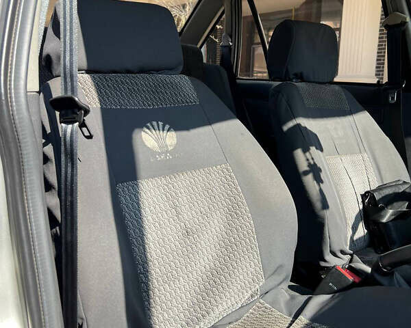 Дэу Нексия, объемом двигателя 1.6 л и пробегом 150 тыс. км за 1700 $, фото 11 на Automoto.ua