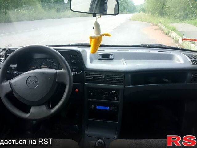 Дэу Нексия, объемом двигателя 1.5 л и пробегом 350 тыс. км за 640 $, фото 9 на Automoto.ua