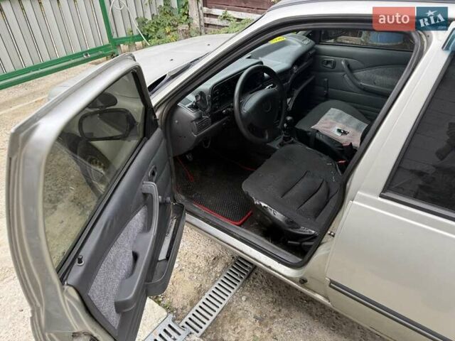 Дэу Нексия, объемом двигателя 1.49 л и пробегом 103 тыс. км за 1794 $, фото 8 на Automoto.ua
