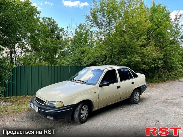 Дэу Нексия, объемом двигателя 1.5 л и пробегом 230 тыс. км за 700 $, фото 1 на Automoto.ua