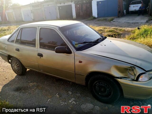 Дэу Нексия, объемом двигателя 1.5 л и пробегом 27 тыс. км за 1300 $, фото 3 на Automoto.ua