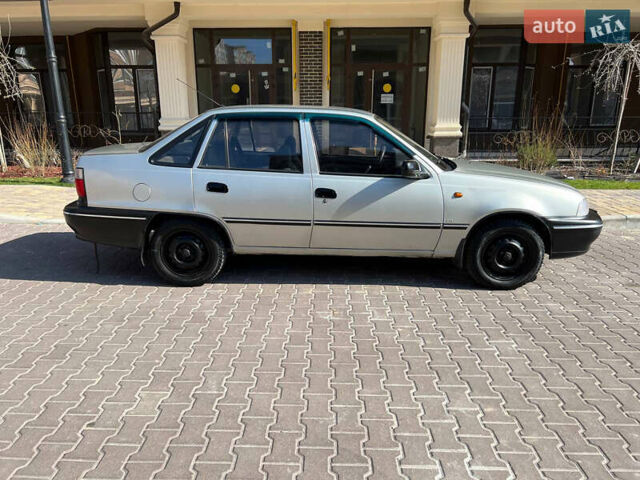 Дэу Нексия, объемом двигателя 1.6 л и пробегом 150 тыс. км за 1700 $, фото 7 на Automoto.ua
