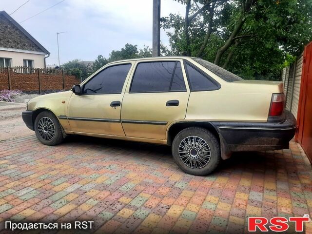 Дэу Нексия, объемом двигателя 1.6 л и пробегом 0 тыс. км за 1400 $, фото 2 на Automoto.ua