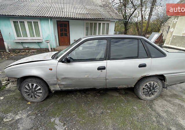 Дэу Нексия, объемом двигателя 1.5 л и пробегом 223 тыс. км за 800 $, фото 6 на Automoto.ua