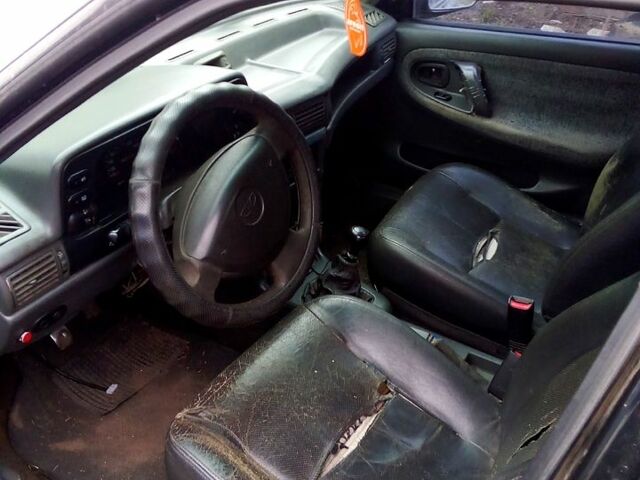 Деу Нексія, об'ємом двигуна 1.5 л та пробігом 111 тис. км за 1350 $, фото 5 на Automoto.ua