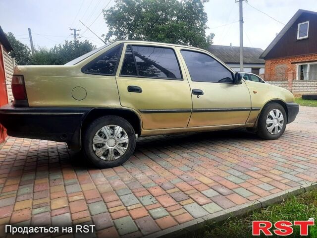 Дэу Нексия, объемом двигателя 1.6 л и пробегом 0 тыс. км за 1400 $, фото 3 на Automoto.ua