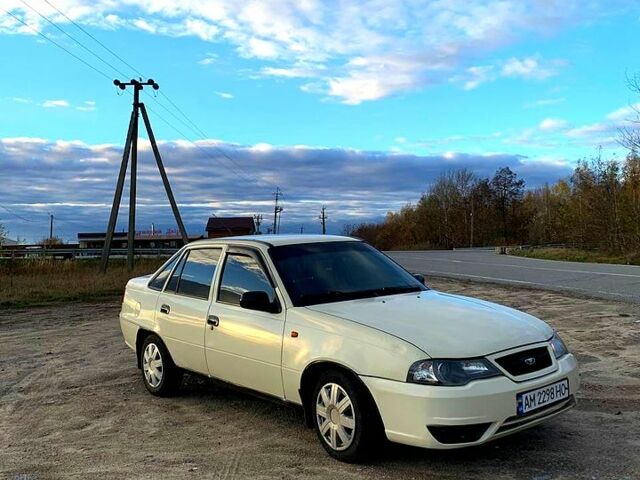 Деу Нексія, об'ємом двигуна 1.6 л та пробігом 220 тис. км за 2100 $, фото 2 на Automoto.ua