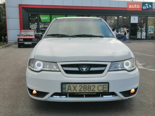 Дэу Нексия, объемом двигателя 1.5 л и пробегом 196 тыс. км за 2100 $, фото 1 на Automoto.ua
