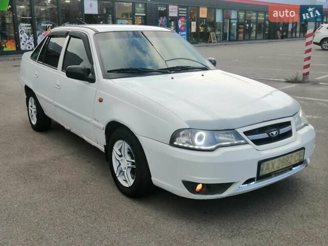 Дэу Нексия, объемом двигателя 1.5 л и пробегом 196 тыс. км за 2100 $, фото 7 на Automoto.ua