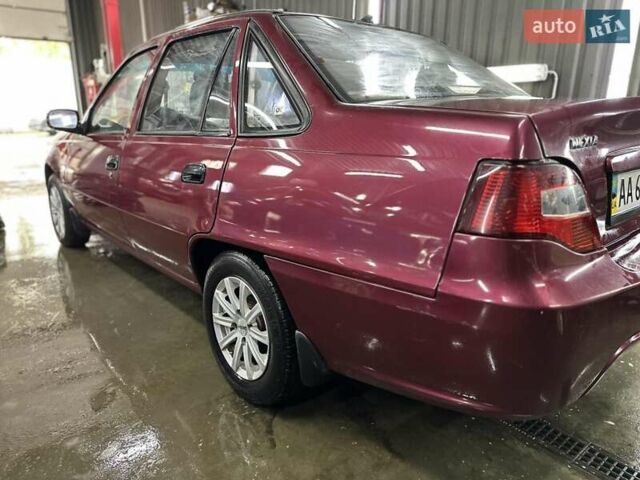 Дэу Нексия, объемом двигателя 1.5 л и пробегом 195 тыс. км за 1750 $, фото 1 на Automoto.ua
