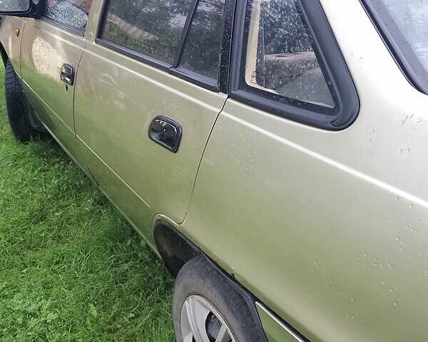 Дэу Нексия, объемом двигателя 1.5 л и пробегом 333 тыс. км за 1500 $, фото 10 на Automoto.ua