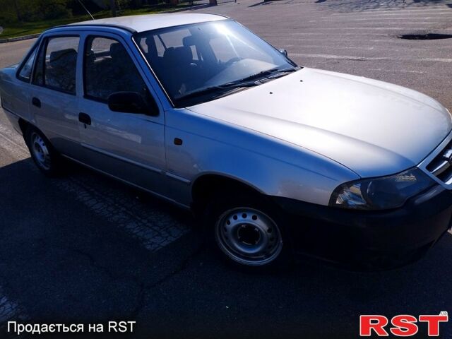 Дэу Нексия, объемом двигателя 1.5 л и пробегом 76 тыс. км за 3100 $, фото 1 на Automoto.ua