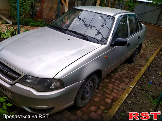 Дэу Нексия, объемом двигателя 1.5 л и пробегом 175 тыс. км за 2000 $, фото 6 на Automoto.ua