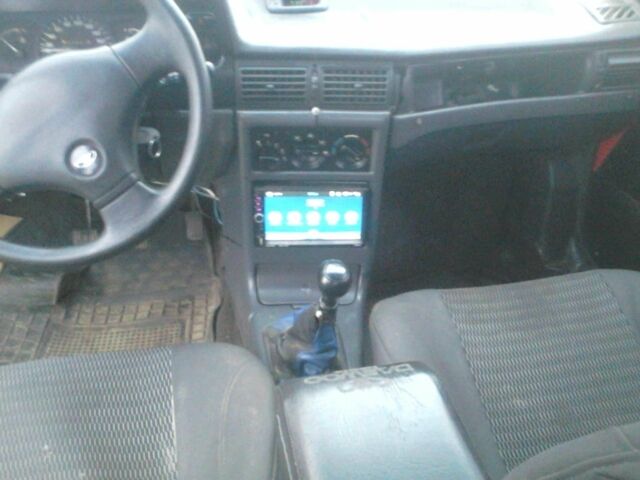 Желтый Дэу Нексия, объемом двигателя 1.5 л и пробегом 300 тыс. км за 1500 $, фото 11 на Automoto.ua