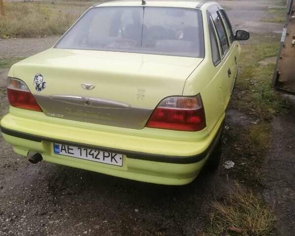 Дэу Нексия 2006 в Кривом Роге на Automoto.ua Желтый Дэу Нексия, объемом двигателя 1.5 л и пробегом 160 тыс. км за 2000 $, фото 5 на Automoto.ua