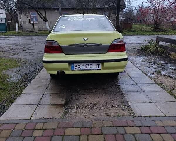 Жовтий Деу Нексія, об'ємом двигуна 1.5 л та пробігом 215 тис. км за 799 $, фото 3 на Automoto.ua