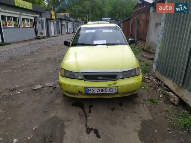 Дэу Нексия 2007 в Хмельницком на Automoto.ua Желтый Дэу Нексия, объемом двигателя 1.5 л и пробегом 174 тыс. км за 650 $, фото 2 на Automoto.ua
