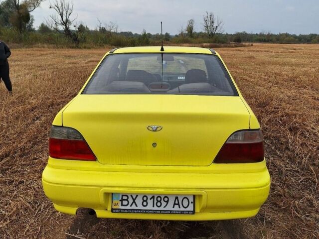 Жовтий Деу Нексія, об'ємом двигуна 1 л та пробігом 170 тис. км за 1090 $, фото 3 на Automoto.ua