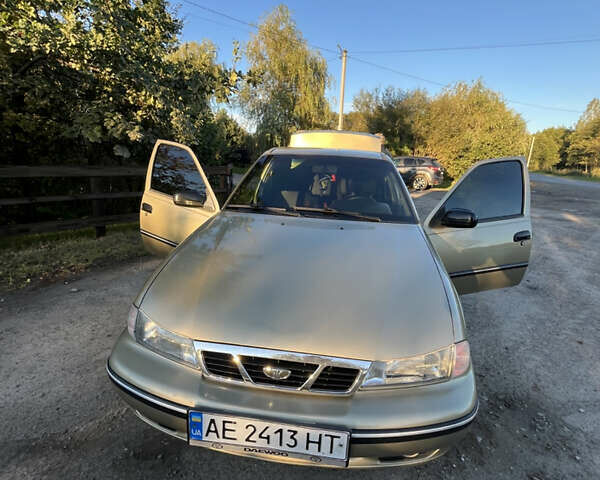 Желтый Дэу Нексия, объемом двигателя 1.5 л и пробегом 112 тыс. км за 2300 $, фото 13 на Automoto.ua