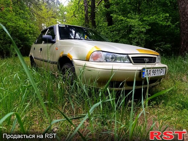 Дэу Нексия 2007 в Киеве на Automoto.ua Желтый Дэу Нексия, объемом двигателя 1.5 л и пробегом 162 тыс. км за 1500 $, фото 1 на Automoto.ua