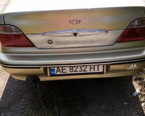 Жовтий Деу Нексія, об'ємом двигуна 1.5 л та пробігом 300 тис. км за 2000 $, фото 7 на Automoto.ua
