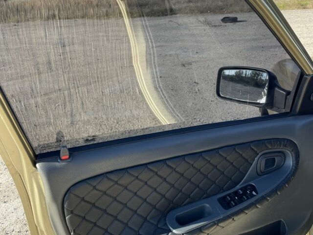 Желтый Дэу Нексия, объемом двигателя 1.5 л и пробегом 75 тыс. км за 4000 $, фото 14 на Automoto.ua