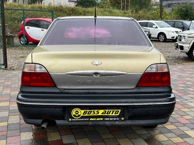 Жовтий Деу Нексія, об'ємом двигуна 1.5 л та пробігом 450 тис. км за 1500 $, фото 5 на Automoto.ua