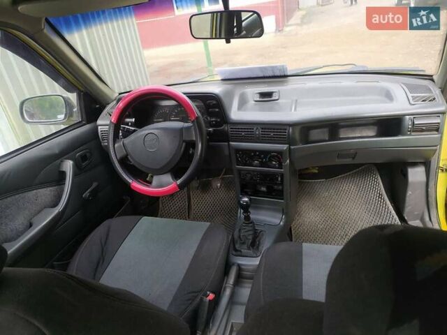 Дэу Нексия 2007 в Хмельницком на Automoto.ua Желтый Дэу Нексия, объемом двигателя 1.5 л и пробегом 174 тыс. км за 650 $, фото 10 на Automoto.ua