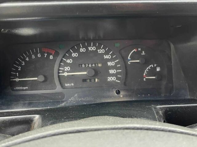 Жовтий Деу Нексія, об'ємом двигуна 1.5 л та пробігом 450 тис. км за 1500 $, фото 11 на Automoto.ua