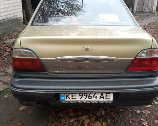 Желтый Дэу Нексия, объемом двигателя 1.5 л и пробегом 162 тыс. км за 1674 $, фото 2 на Automoto.ua