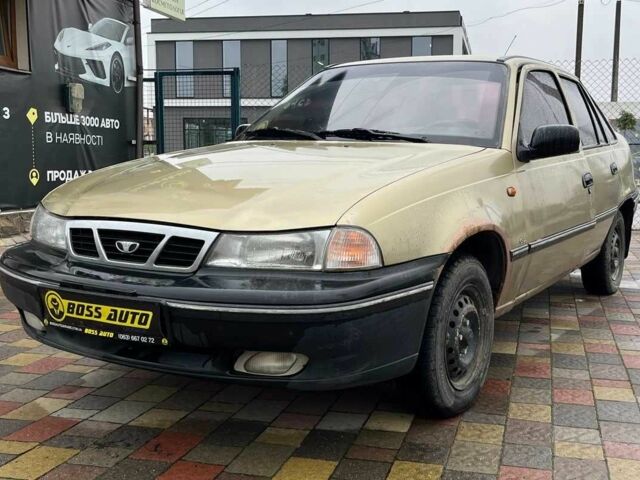 Жовтий Деу Нексія, об'ємом двигуна 1.5 л та пробігом 450 тис. км за 1500 $, фото 2 на Automoto.ua