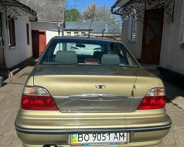 Желтый Дэу Нексия, объемом двигателя 1.5 л и пробегом 84 тыс. км за 2300 $, фото 1 на Automoto.ua