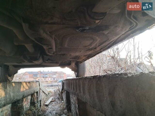 Жовтий Деу Нексія, об'ємом двигуна 1.5 л та пробігом 205 тис. км за 1399 $, фото 36 на Automoto.ua