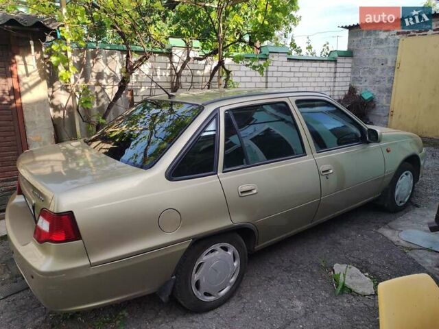 Желтый Дэу Нексия, объемом двигателя 1.5 л и пробегом 240 тыс. км за 2600 $, фото 8 на Automoto.ua