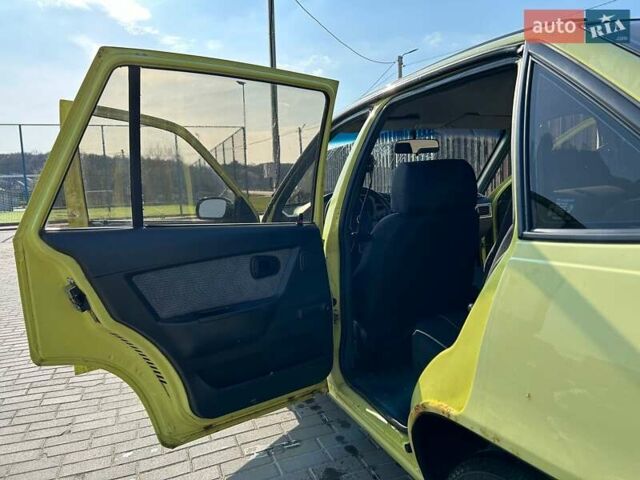 Жовтий Деу Нексія, об'ємом двигуна 1.5 л та пробігом 186 тис. км за 2000 $, фото 17 на Automoto.ua