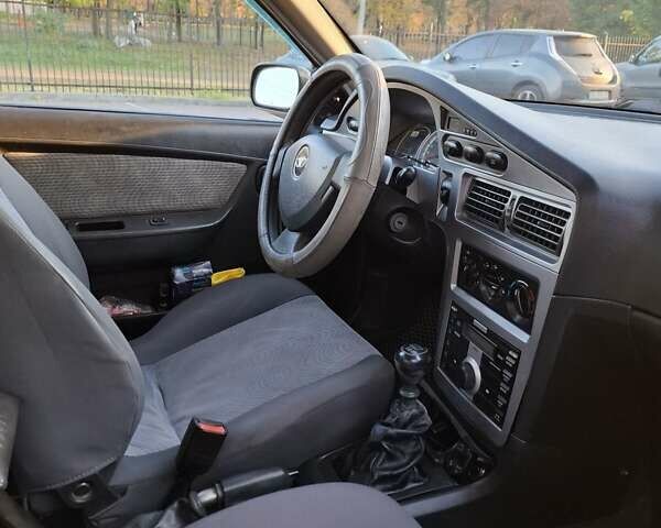 Желтый Дэу Нексия, объемом двигателя 1.6 л и пробегом 95 тыс. км за 2600 $, фото 16 на Automoto.ua