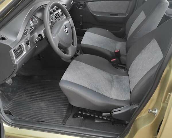 Желтый Дэу Нексия, объемом двигателя 1.6 л и пробегом 71 тыс. км за 3200 $, фото 2 на Automoto.ua