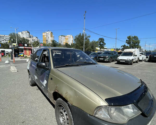 Жовтий Деу Нексія, об'ємом двигуна 1.5 л та пробігом 360 тис. км за 900 $, фото 2 на Automoto.ua