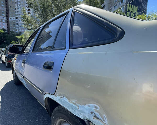Жовтий Деу Нексія, об'ємом двигуна 1.5 л та пробігом 360 тис. км за 900 $, фото 5 на Automoto.ua