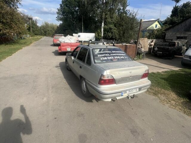 Серый Дэу Нексия, объемом двигателя 1.5 л и пробегом 150 тыс. км за 900 $, фото 1 на Automoto.ua