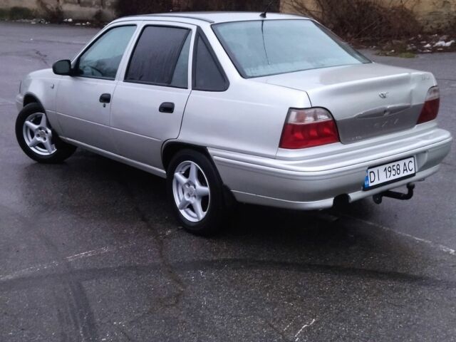 Сірий Деу Нексія, об'ємом двигуна 1.5 л та пробігом 270 тис. км за 2100 $, фото 7 на Automoto.ua