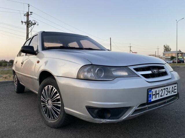Серый Дэу Нексия, объемом двигателя 1.5 л и пробегом 210 тыс. км за 2540 $, фото 2 на Automoto.ua